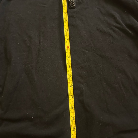 Chico’s Embellished Tunic Black Size 2 classic long sleeve stretchy fabric - Picture 11 of 11
